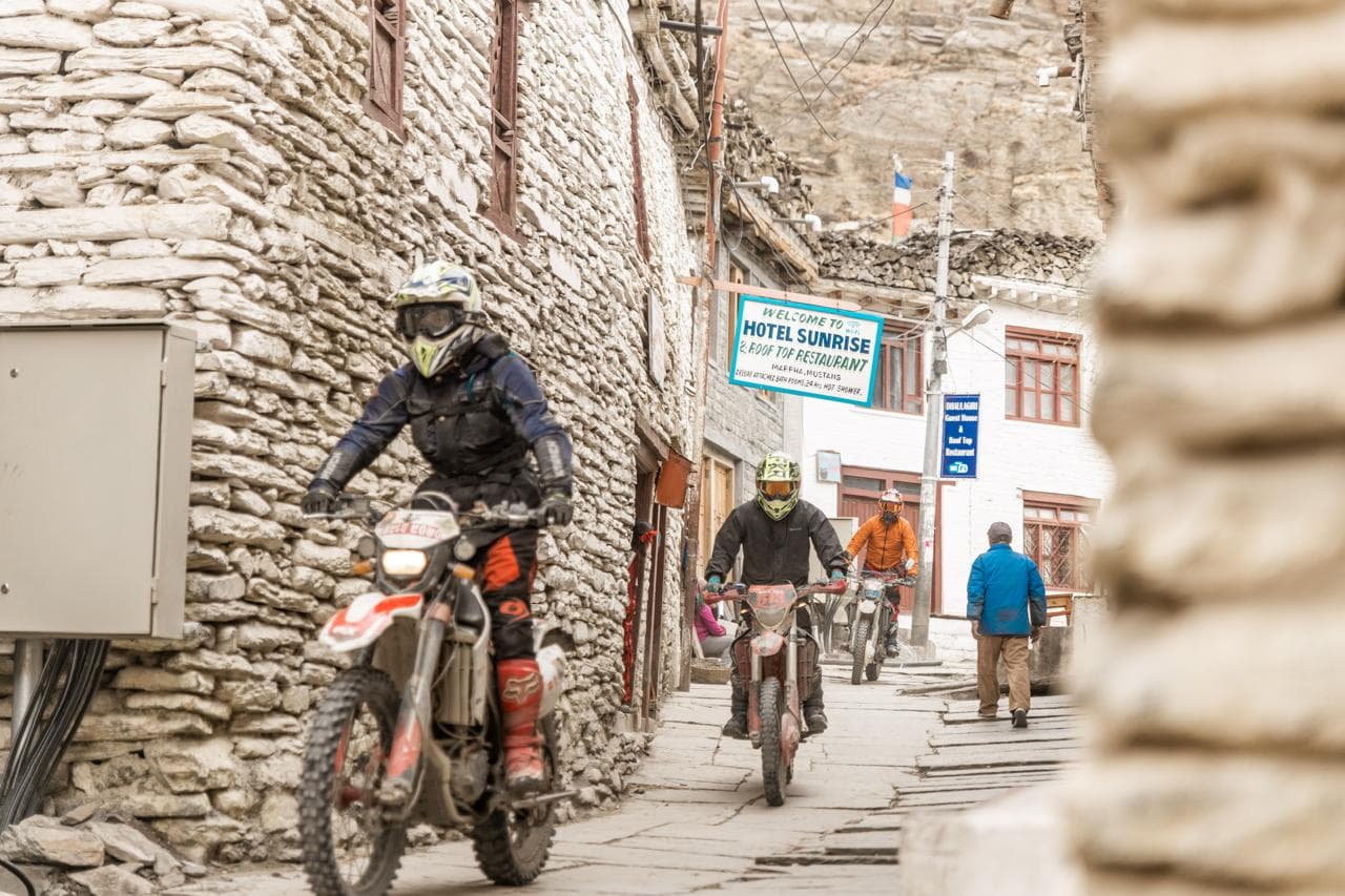 ENDURO DIRT ADVENTURE